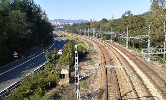Infraestructuras de comunicaciones en las proximidades de Oviedo (Asturias)